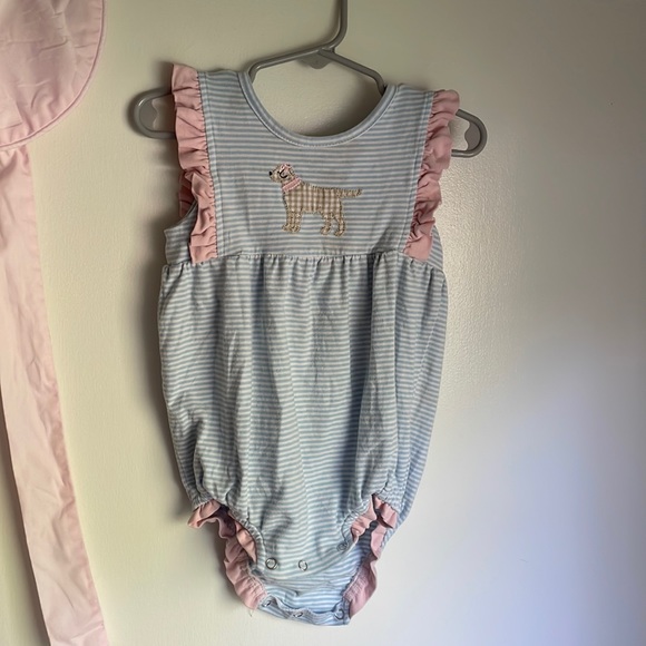 Other - Trotter st yellow lab bubble